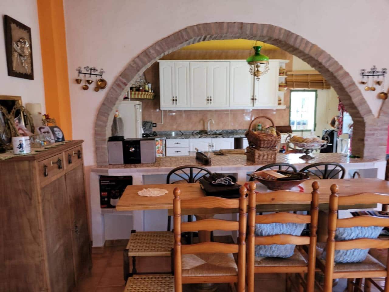 4 soveværelse Villa til salg i Baza med garage - € 210.000 (Ref: 9552925)