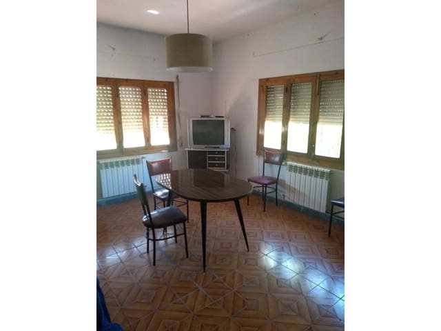 4 soveværelse Villa til salg i Baza - € 230.000 (Ref: 9552927)