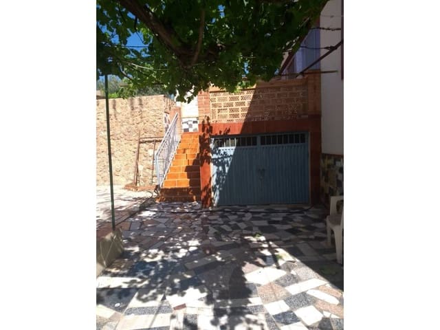 4 soveværelse Villa til salg i Baza - € 230.000 (Ref: 9552927)