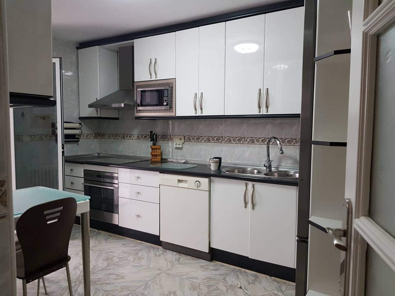 Apartamento de 5 habitaciones en Baza en venta - 180.000 € (Ref: 9552928)