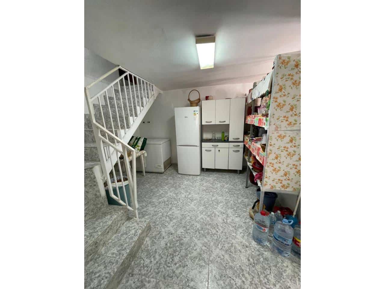 Chalet de 7 habitaciones en Baza en venta con garaje - 300.000 € (Ref: 9552929)