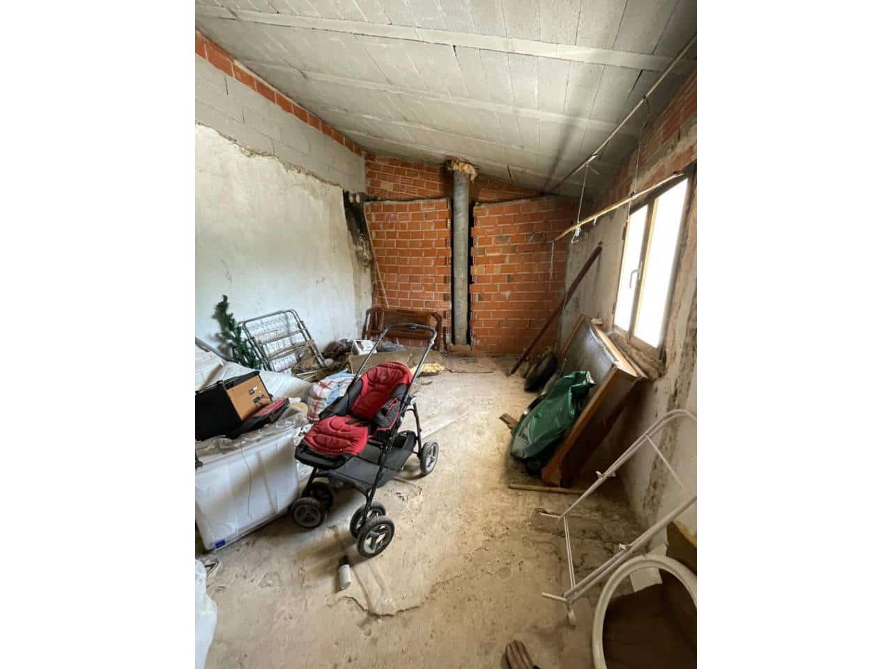 Chalet de 7 habitaciones en Baza en venta con garaje - 300.000 € (Ref: 9552929)