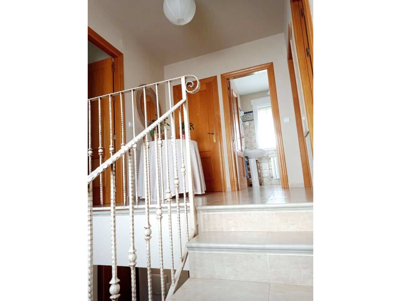 4 soveværelse Villa til salg i Baza med swimmingpool garage - € 208.000 (Ref: 9552931)