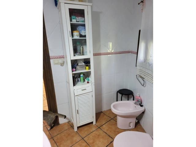 3 soveværelse Villa til salg i Baza med swimmingpool garage - € 250.000 (Ref: 9552933)