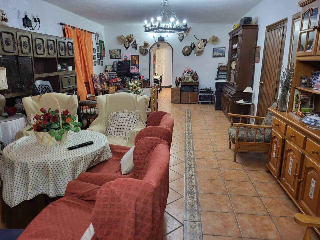 3 soveværelse Villa til salg i Baza med swimmingpool garage - € 250.000 (Ref: 9552933)