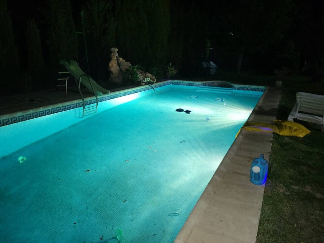 3 soveværelse Villa til salg i Baza med swimmingpool garage - € 250.000 (Ref: 9552933)