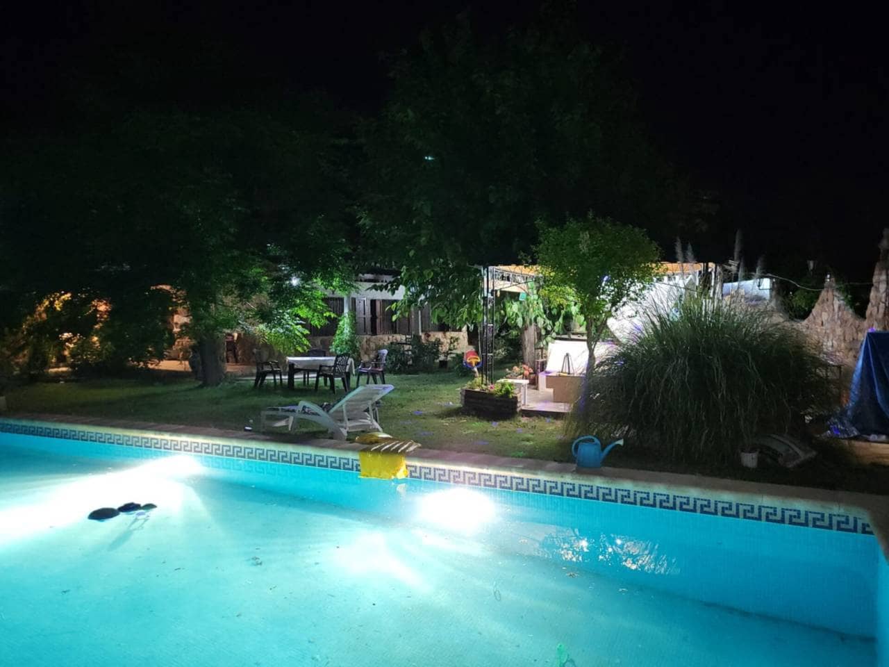 3 soveværelse Villa til salg i Baza med swimmingpool garage - € 250.000 (Ref: 9552933)