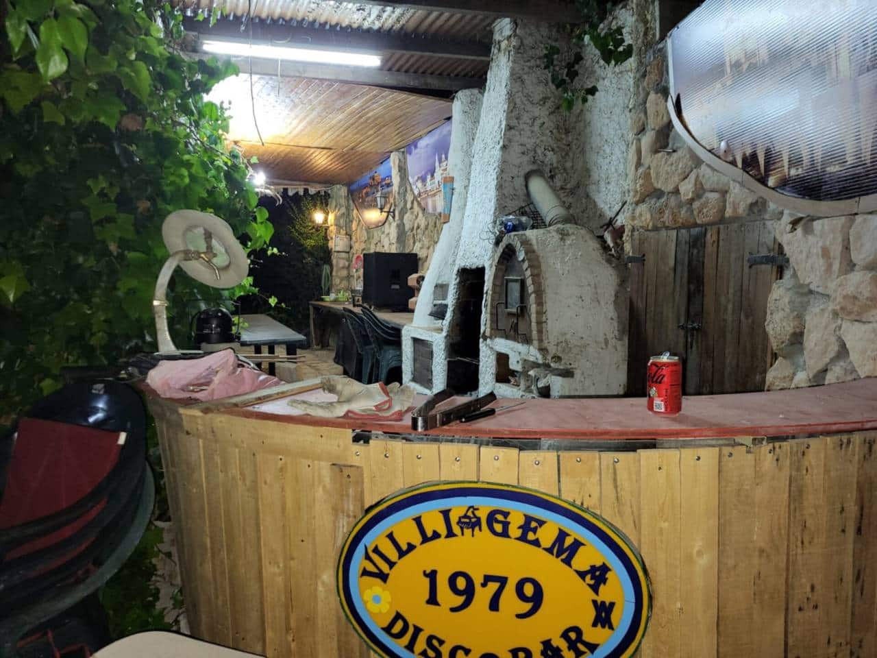 3 soveværelse Villa til salg i Baza med swimmingpool garage - € 250.000 (Ref: 9552933)