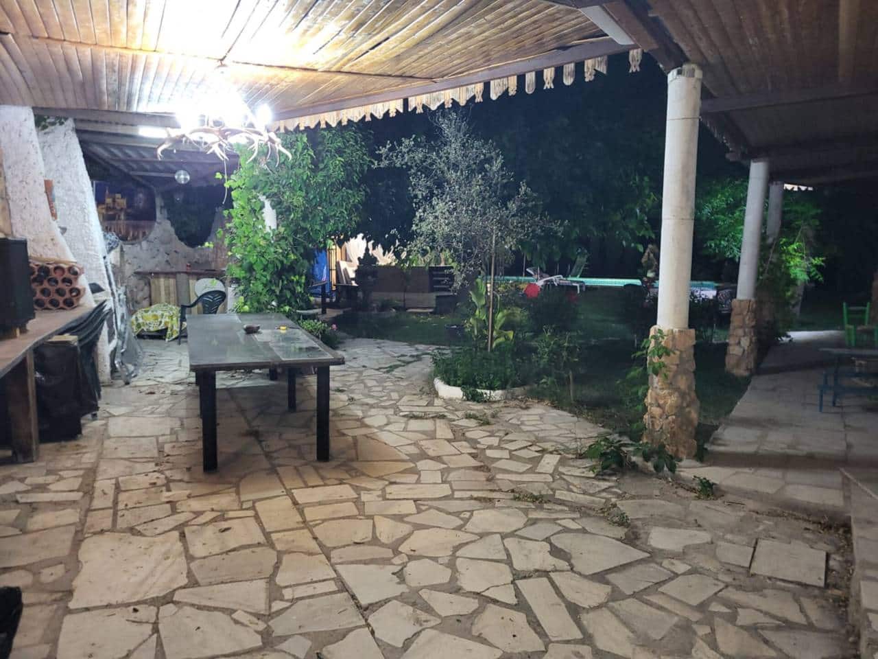 3 soveværelse Villa til salg i Baza med swimmingpool garage - € 250.000 (Ref: 9552933)