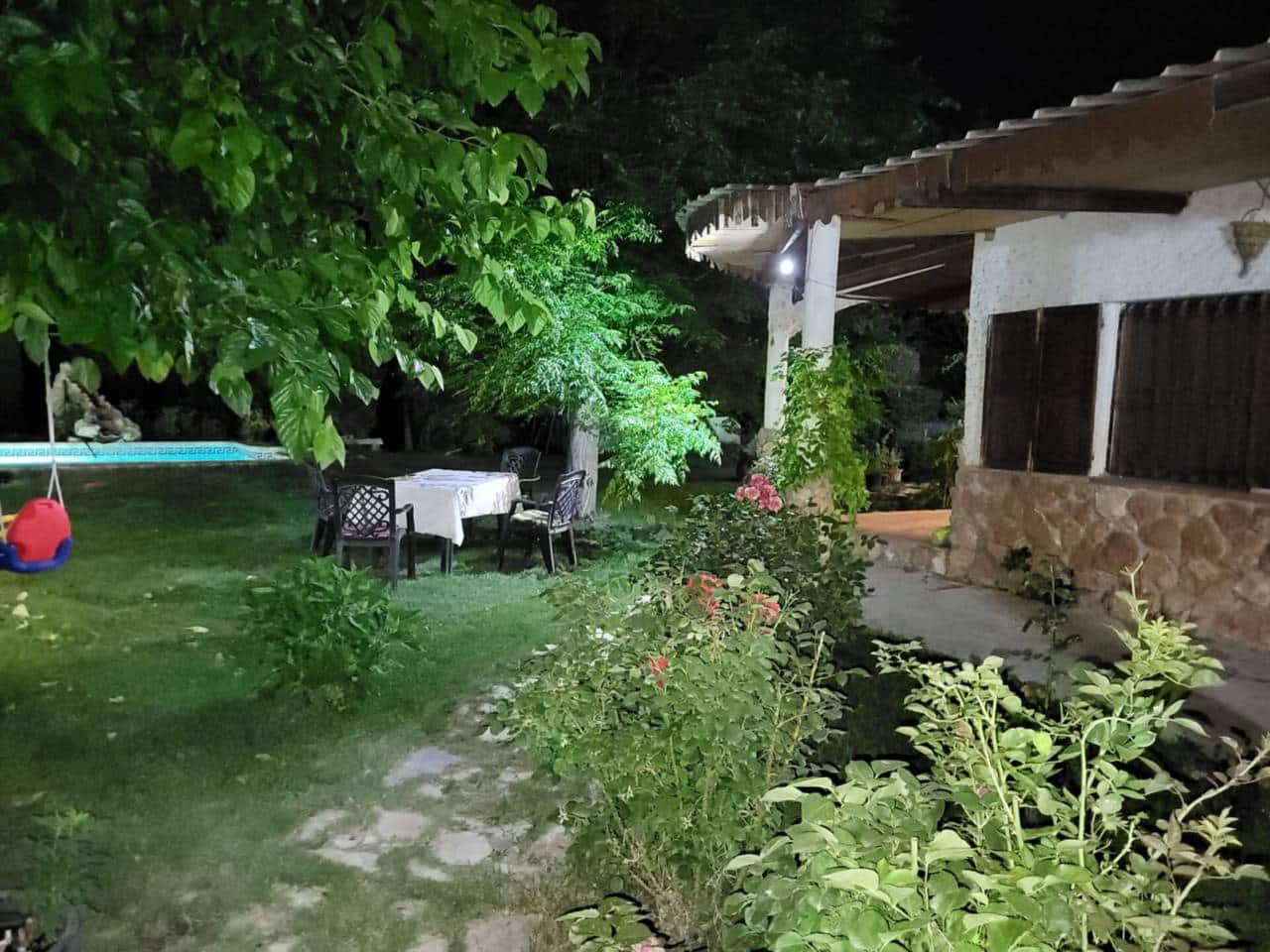 3 soveværelse Villa til salg i Baza med swimmingpool garage - € 250.000 (Ref: 9552933)