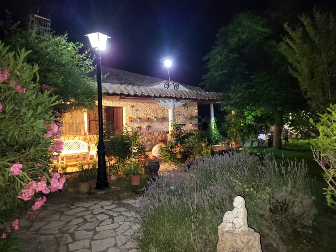 3 soveværelse Villa til salg i Baza med swimmingpool garage - € 250.000 (Ref: 9552933)