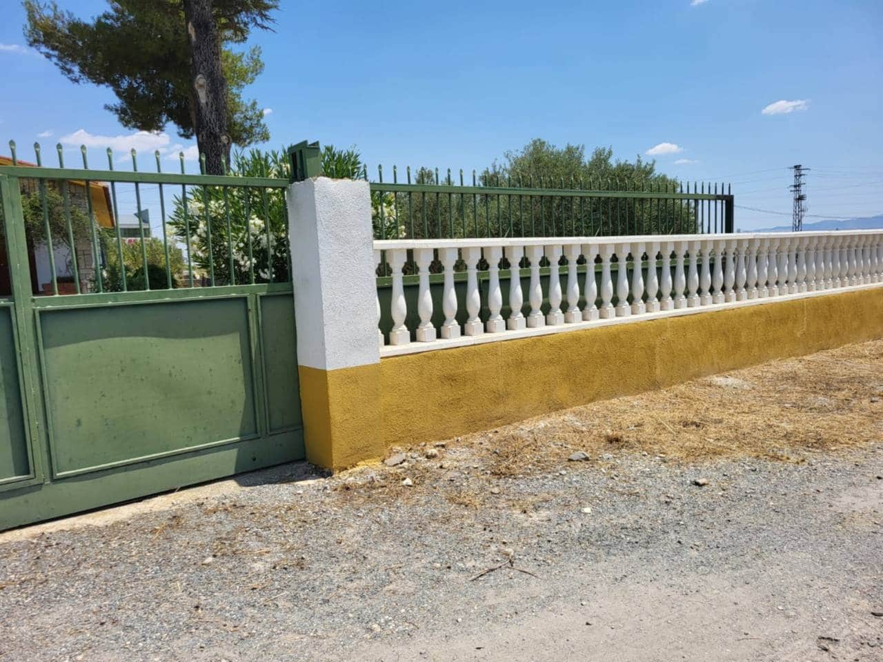 3 soveværelse Villa til salg i Baza med swimmingpool garage - € 290.000 (Ref: 9552934)