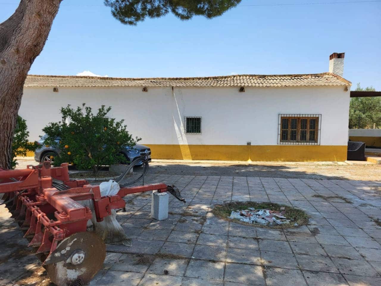 3 soveværelse Villa til salg i Baza med swimmingpool garage - € 290.000 (Ref: 9552934)