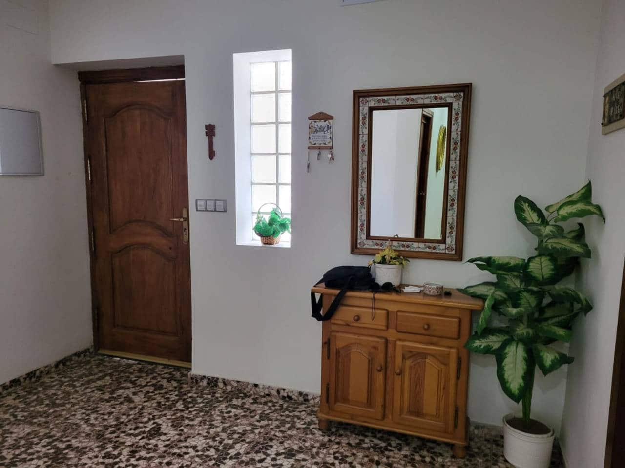 3 soveværelse Villa til salg i Baza med swimmingpool garage - € 290.000 (Ref: 9552934)