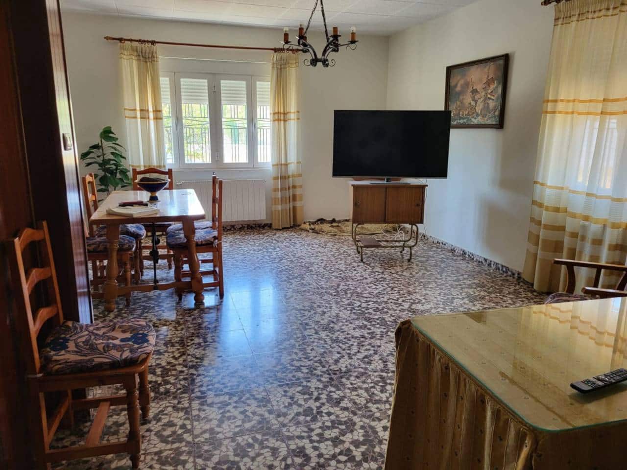 3 soveværelse Villa til salg i Baza med swimmingpool garage - € 290.000 (Ref: 9552934)