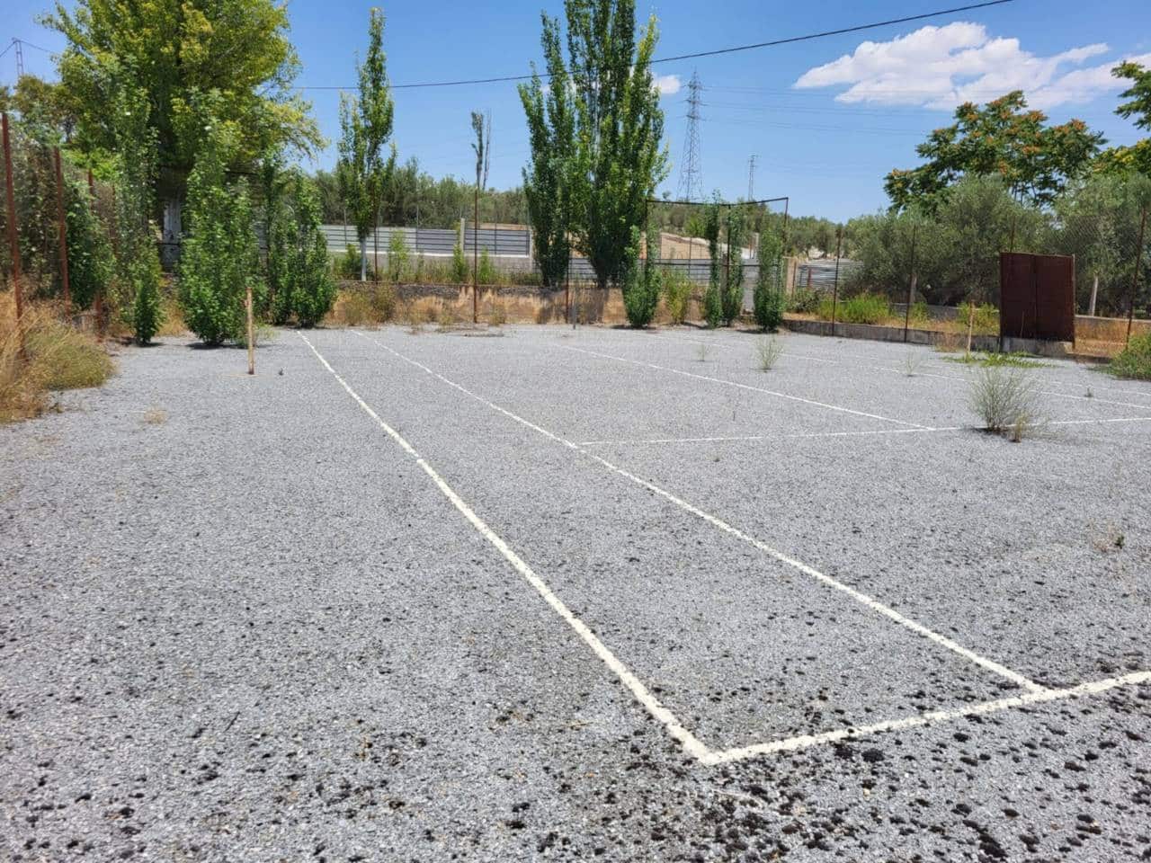 3 soveværelse Villa til salg i Baza med swimmingpool garage - € 290.000 (Ref: 9552934)