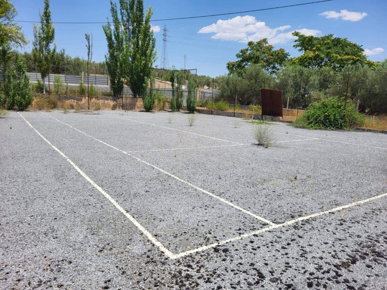 3 soveværelse Villa til salg i Baza med swimmingpool garage - € 290.000 (Ref: 9552934)