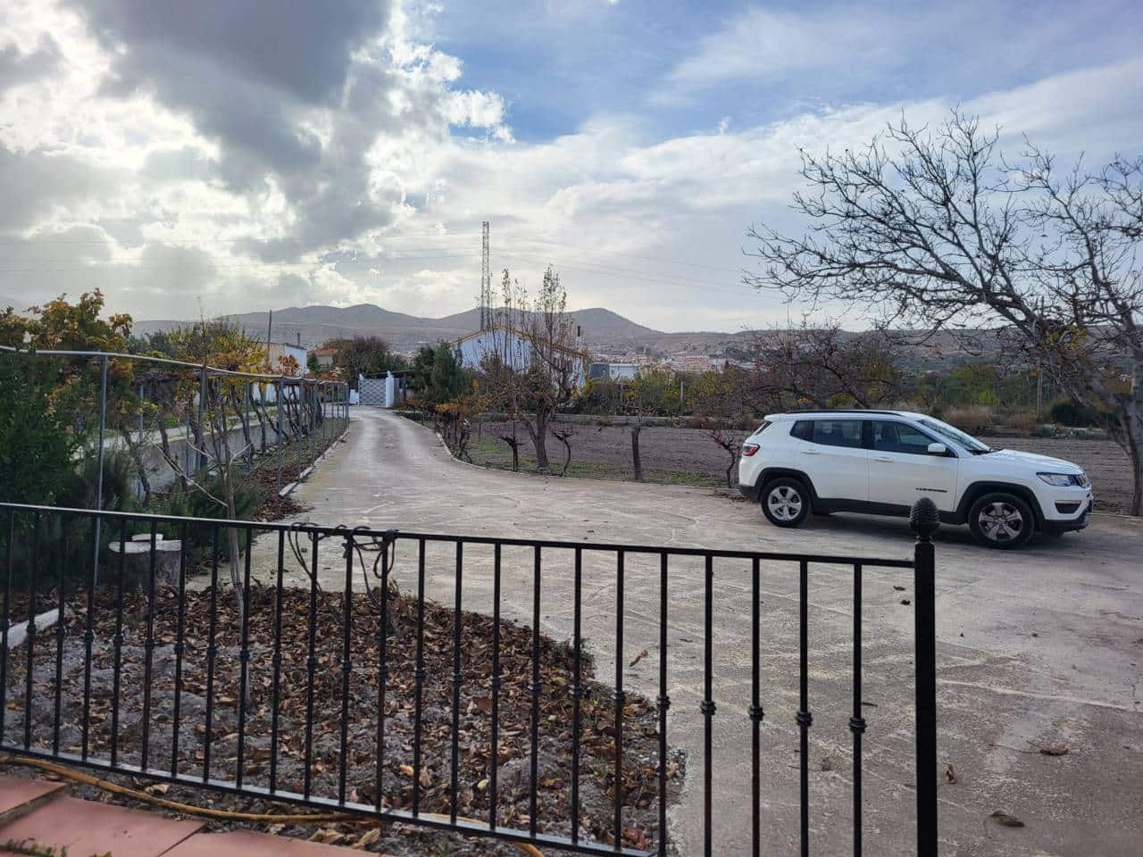 2 soveværelse Villa til salg i Baza med garage - € 150.000 (Ref: 9552937)