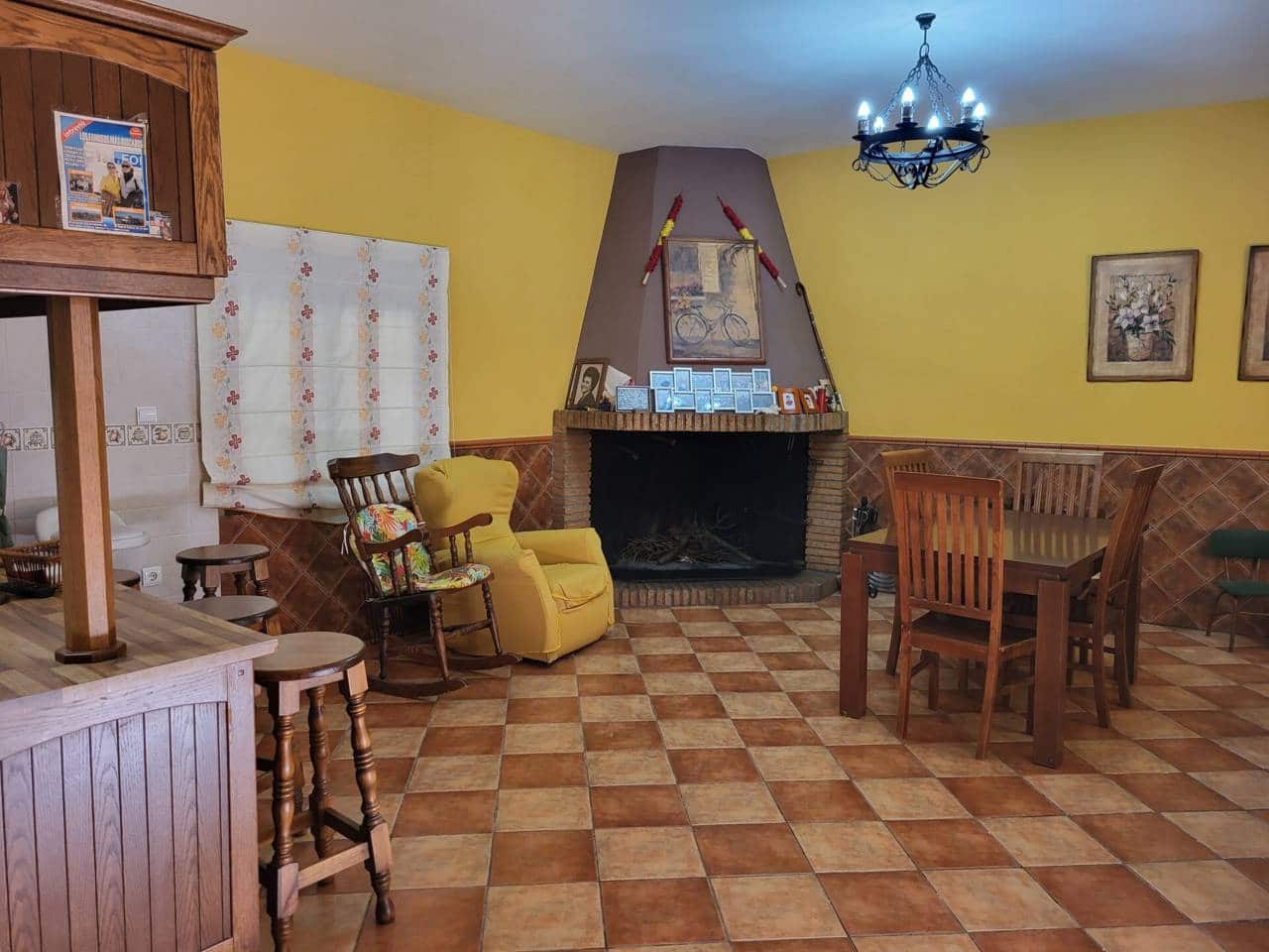 2 soveværelse Villa til salg i Baza med garage - € 150.000 (Ref: 9552937)