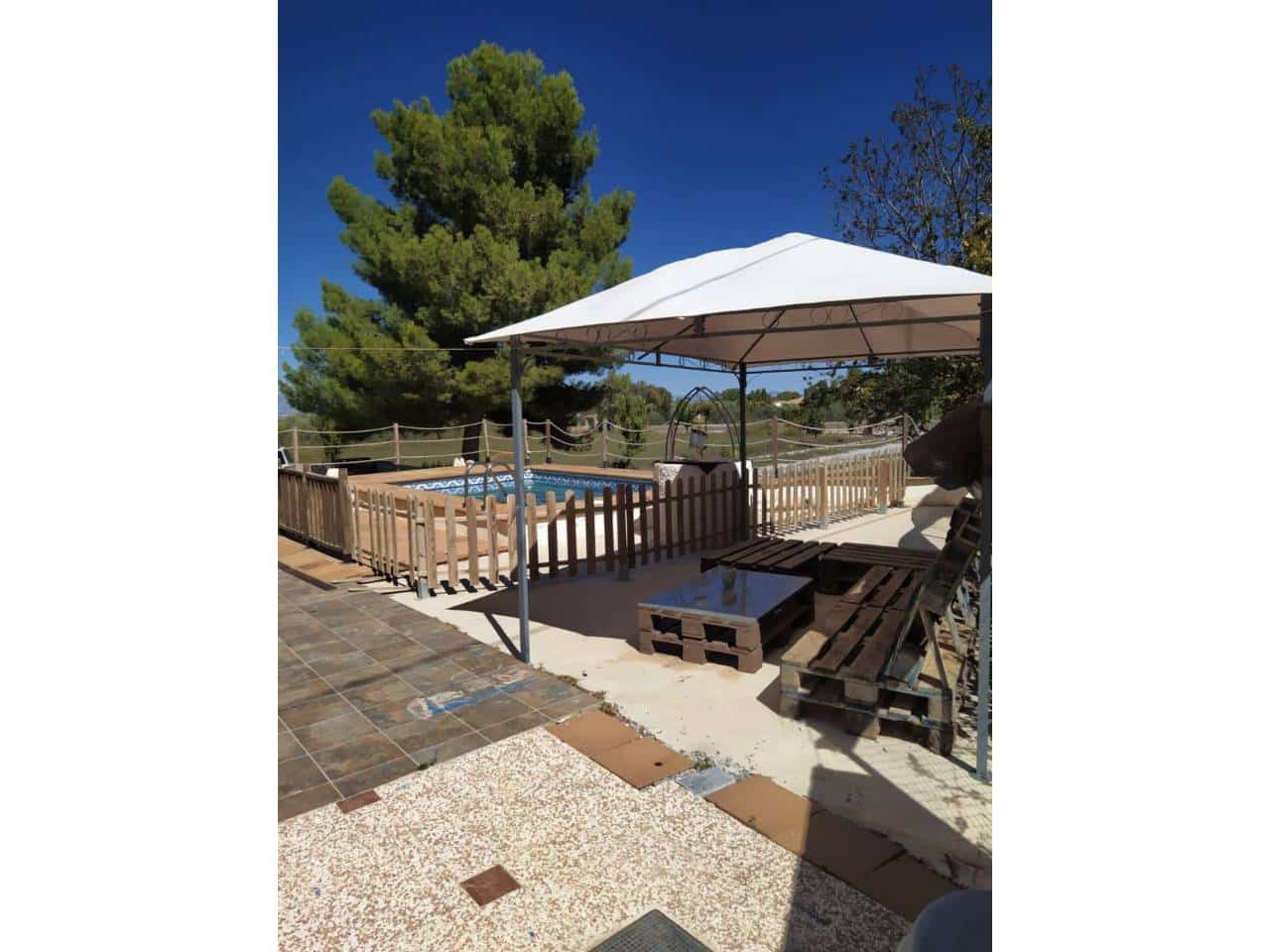 5 soveværelse Villa til salg i Baza med swimmingpool - € 210.000 (Ref: 9552938)