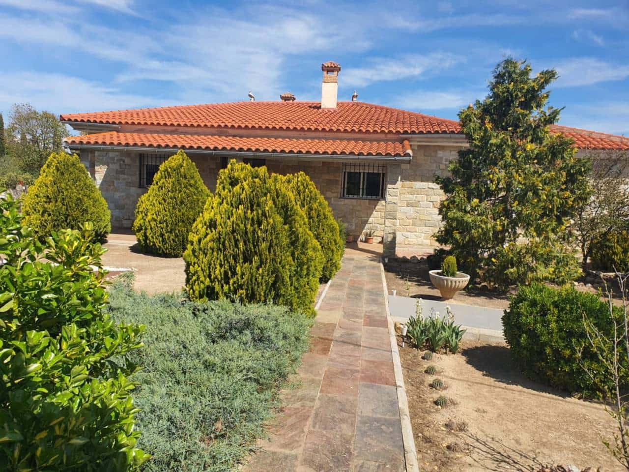 4 soveværelse Villa til salg i Baza - € 310.000 (Ref: 9552939)