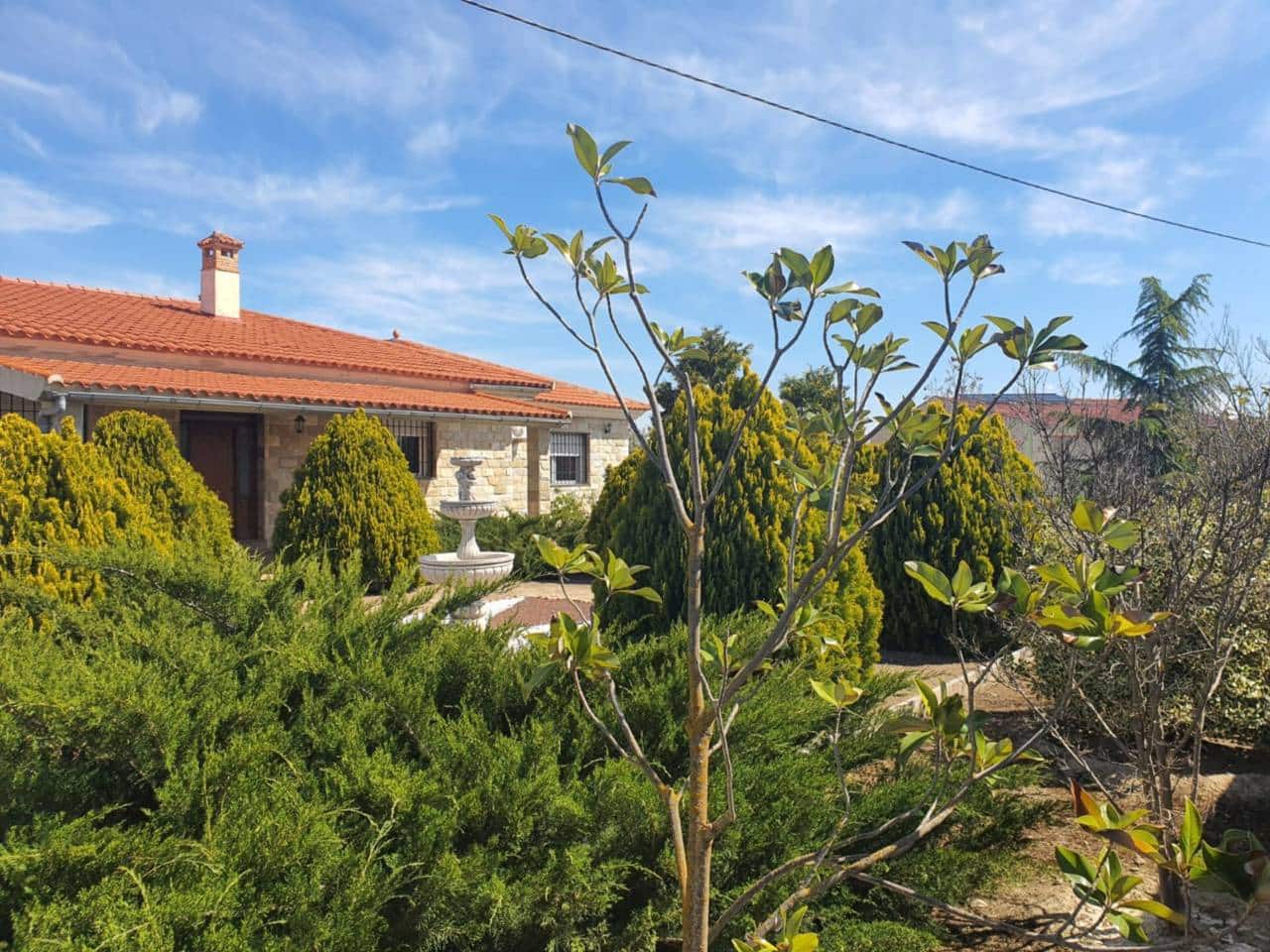 4 soveværelse Villa til salg i Baza - € 310.000 (Ref: 9552939)