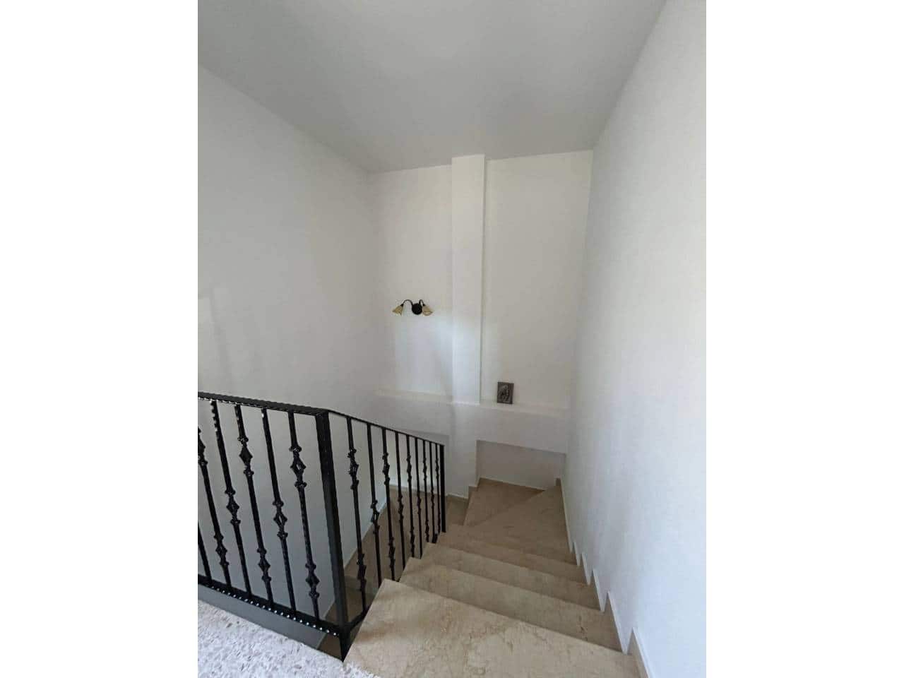 4 chambre Appartement à vendre à Baza avec garage - 135 000 € (Ref: 9564180)