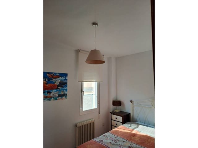 4 chambre Appartement à vendre à Baza avec garage - 135 000 € (Ref: 9564180)