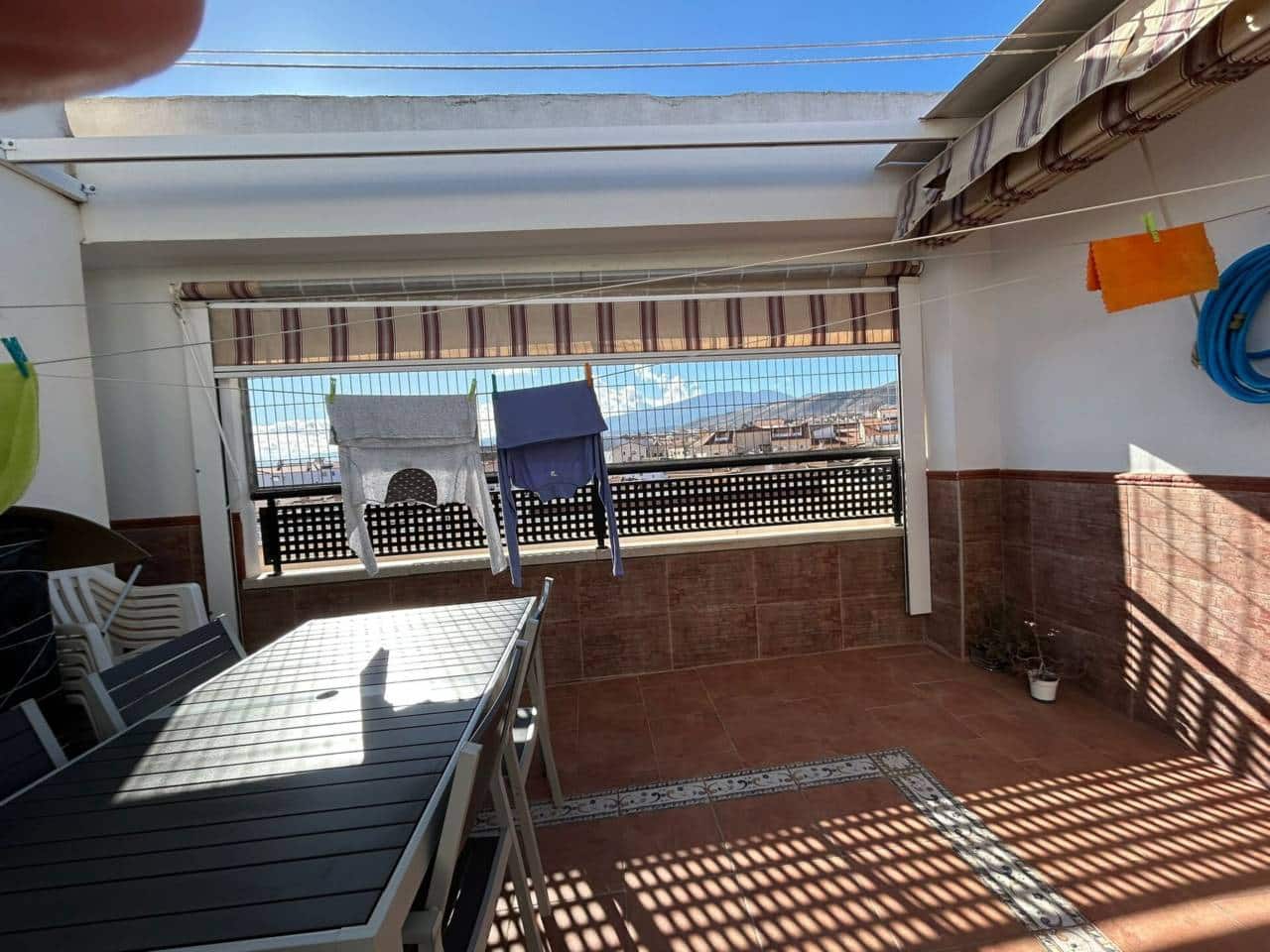 4 chambre Appartement à vendre à Baza avec garage - 135 000 € (Ref: 9564180)