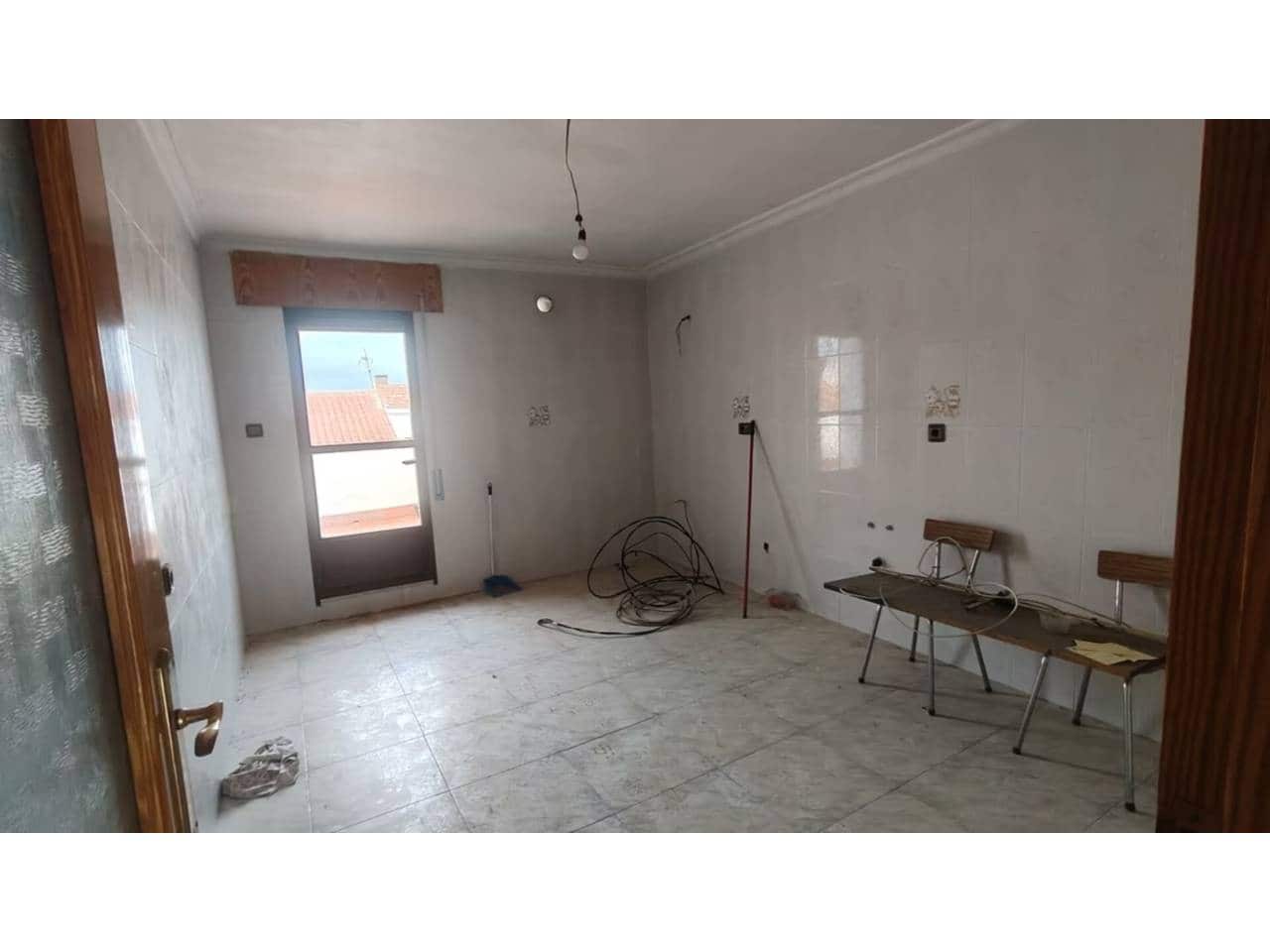 3 Zimmer Penthouse zu verkaufen in Baza - 60.000 € (Ref: 9604484)