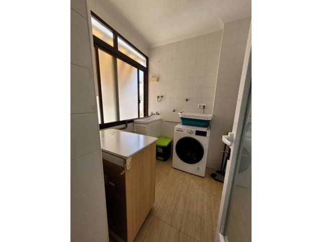 3 Zimmer Wohnung zu vermieten in Baza - 500 € (Ref: 9614582)