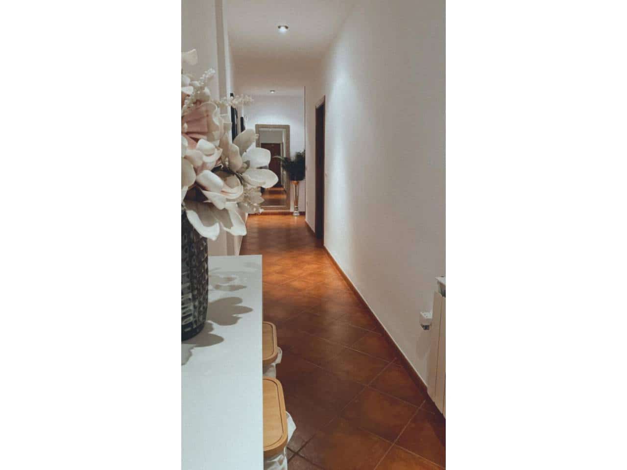 2 sovrum Lägenhet till salu i Baza med garage - 135 000 € (Ref: 9700358)