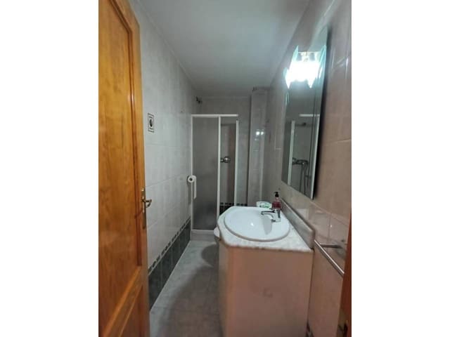 4 quarto Apartamento para venda em Baza com garagem - 128 000 € (Ref: 9709484)