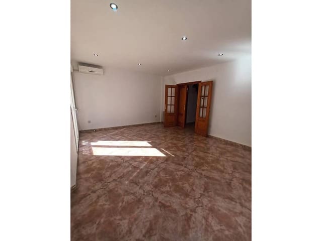 4 quarto Apartamento para venda em Baza com garagem - 128 000 € (Ref: 9709484)