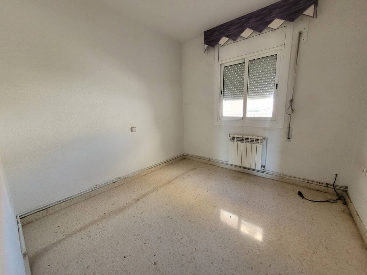 4 sypialnia Willa na sprzedaż w Baza z garażem - 135 000 € (Ref: 9709488)