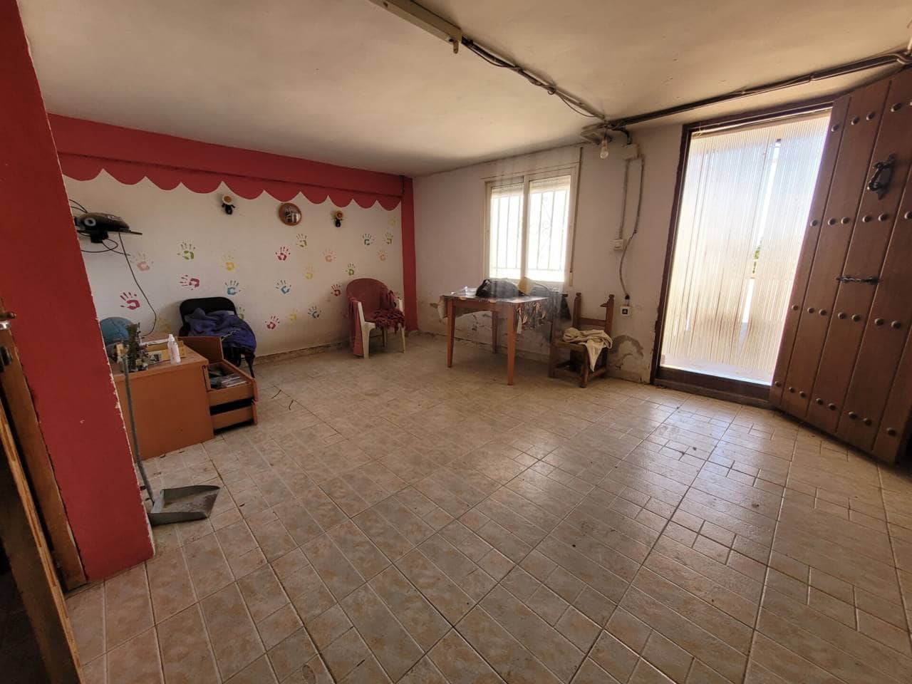 4 sypialnia Willa na sprzedaż w Baza z garażem - 135 000 € (Ref: 9709488)