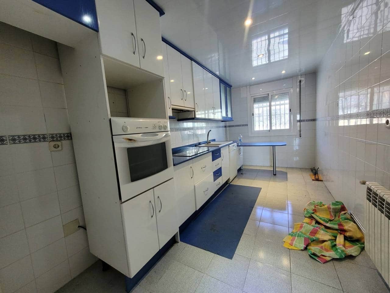 4 sypialnia Willa na sprzedaż w Baza z garażem - 135 000 € (Ref: 9709488)