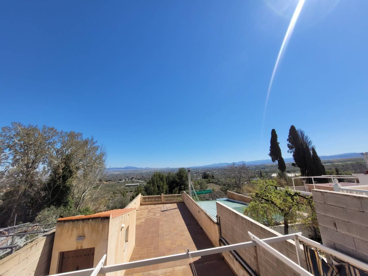 4 sypialnia Willa na sprzedaż w Baza z garażem - 135 000 € (Ref: 9709488)