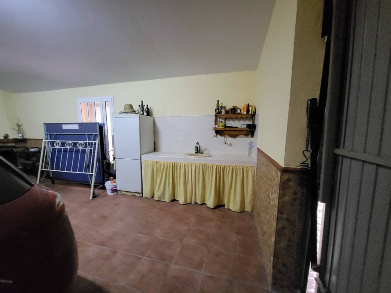 4 bedroom Villa for sale in Baza with pool garage - € 400,000 (Ref: 9719366)