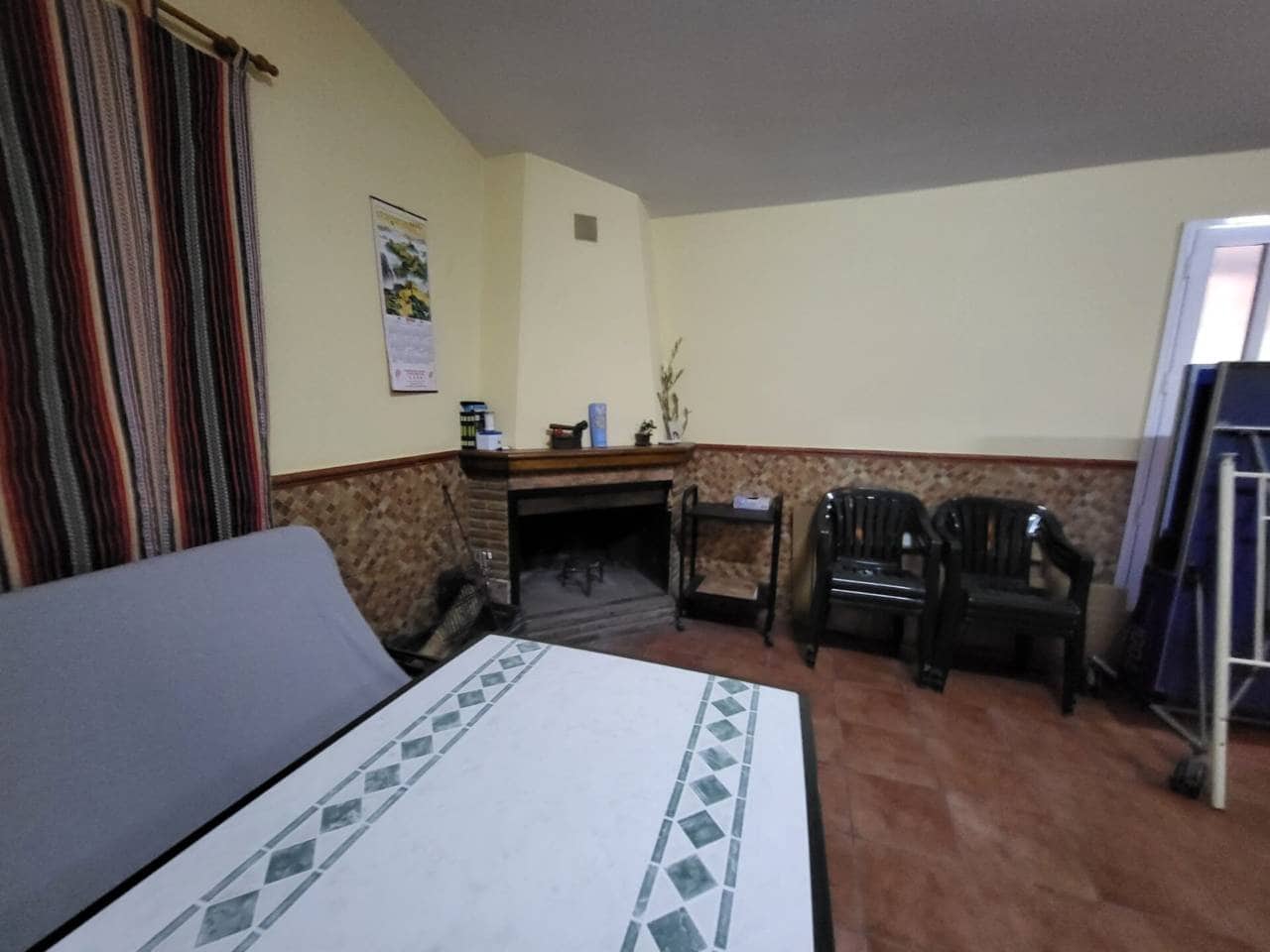 4 bedroom Villa for sale in Baza with pool garage - € 400,000 (Ref: 9719366)