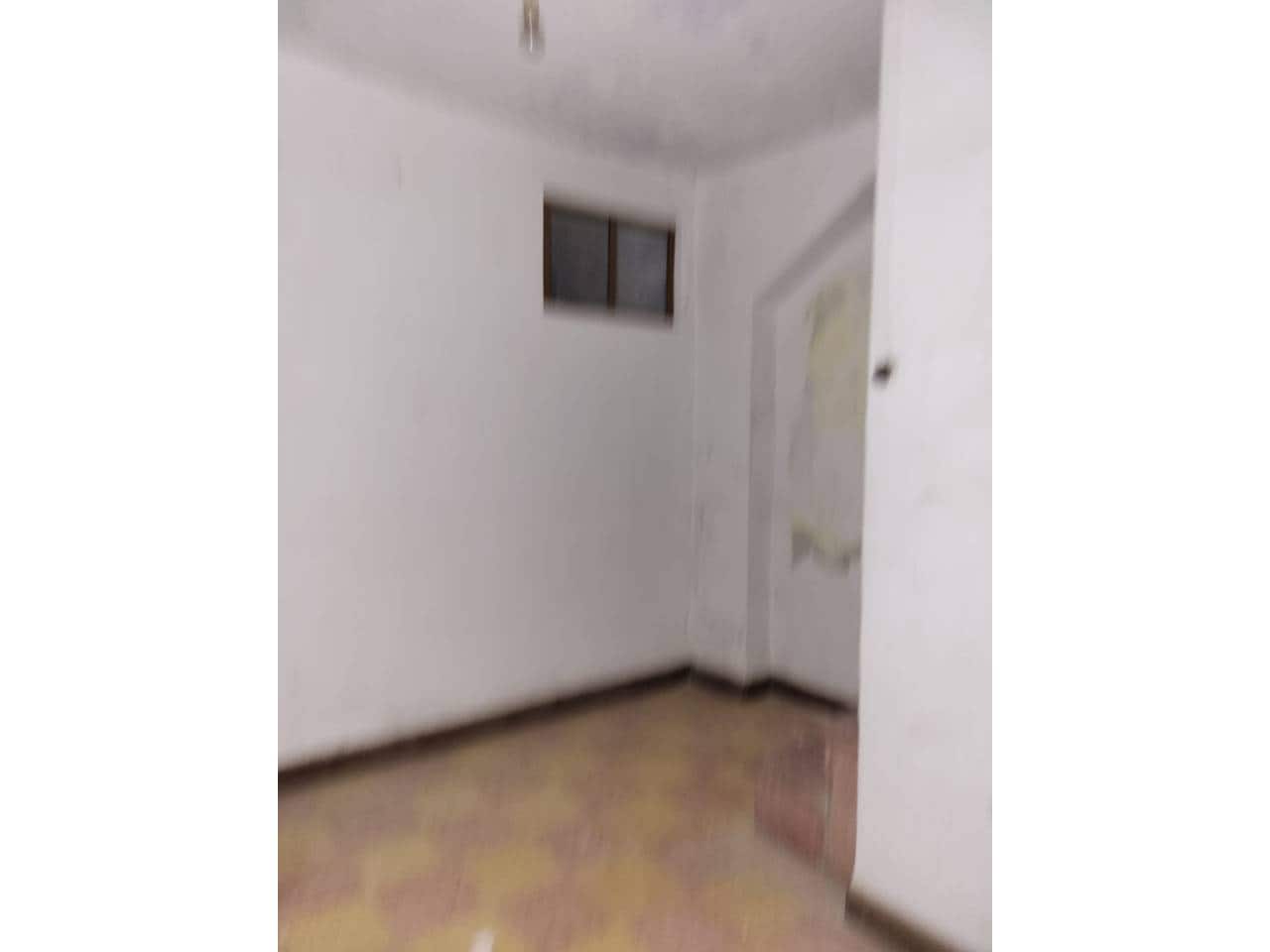 3 bedroom Finca/Country House for sale in Baza - € 20,000 (Ref: 9719368)