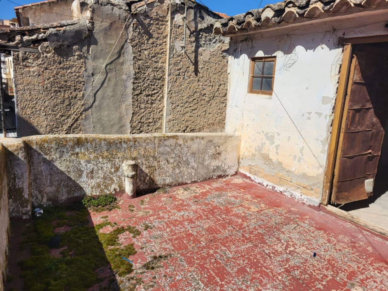 3 bedroom Finca/Country House for sale in Baza - € 20,000 (Ref: 9719368)