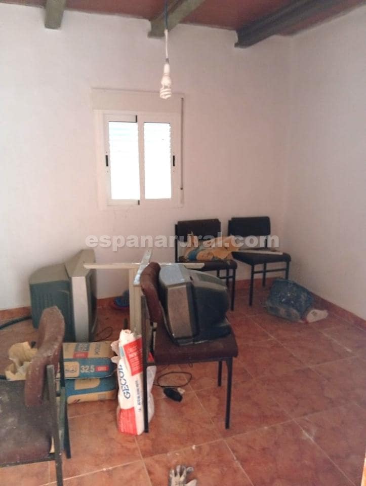 4 bedroom Finca/Country House for sale in Chirivel - € 87,000 (Ref: 10014979)