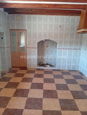 4 slaapkamer Finca/Landhuis te koop in Chirivel - € 87.000 (Ref: 10014979)