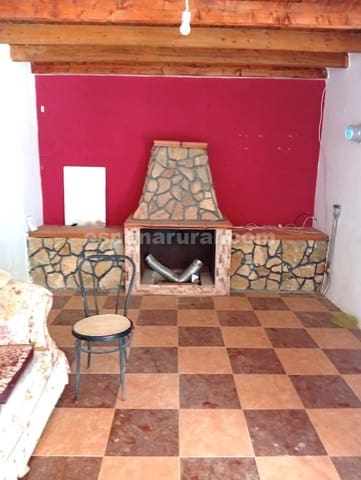 4 slaapkamer Finca/Landhuis te koop in Chirivel - € 87.000 (Ref: 10014979)
