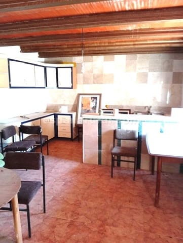 4 slaapkamer Finca/Landhuis te koop in Chirivel - € 87.000 (Ref: 10014979)