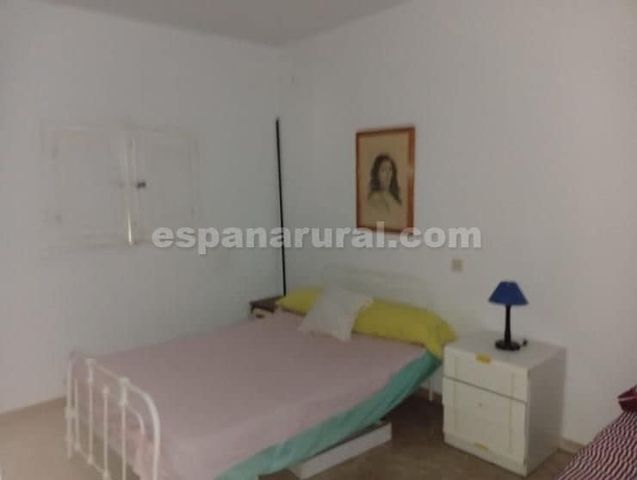 5 sypialnia Finka/Dom wiejski na sprzedaż w Purchena z basenem garażem - 175 000 € (Ref: 10127593)