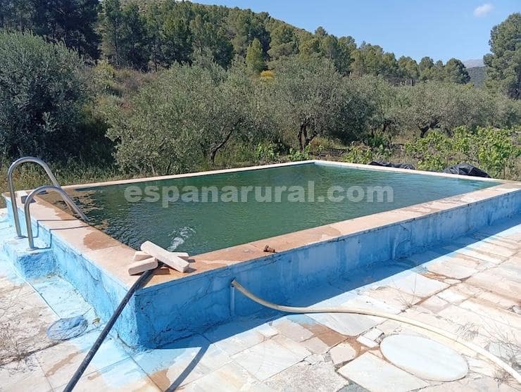 5 sypialnia Finka/Dom wiejski na sprzedaż w Purchena z basenem garażem - 175 000 € (Ref: 10127593)