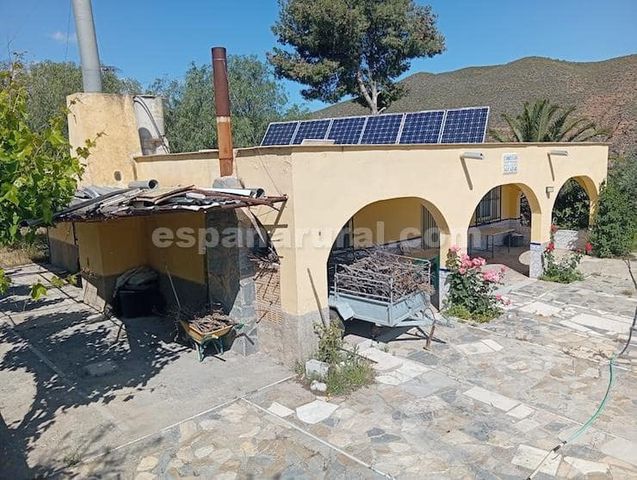5 sypialnia Finka/Dom wiejski na sprzedaż w Purchena z basenem garażem - 175 000 € (Ref: 10127593)