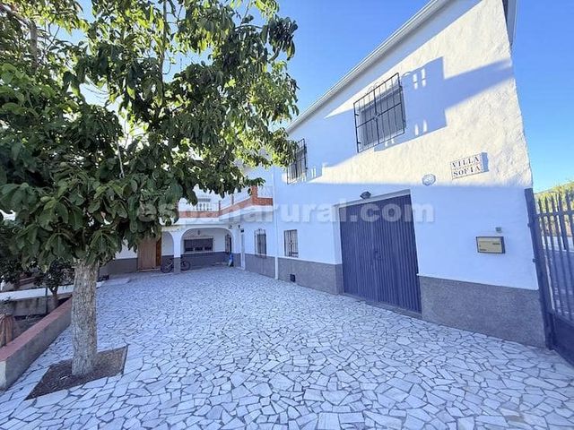 Finca/Casa Rural de 8 habitaciones en Cela, Lúcar en venta con garaje - 340.000 € (Ref: 10127594)
